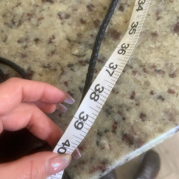 Calvin Klein small bucket/ crossbody bag. Black - Picture 10 of 10